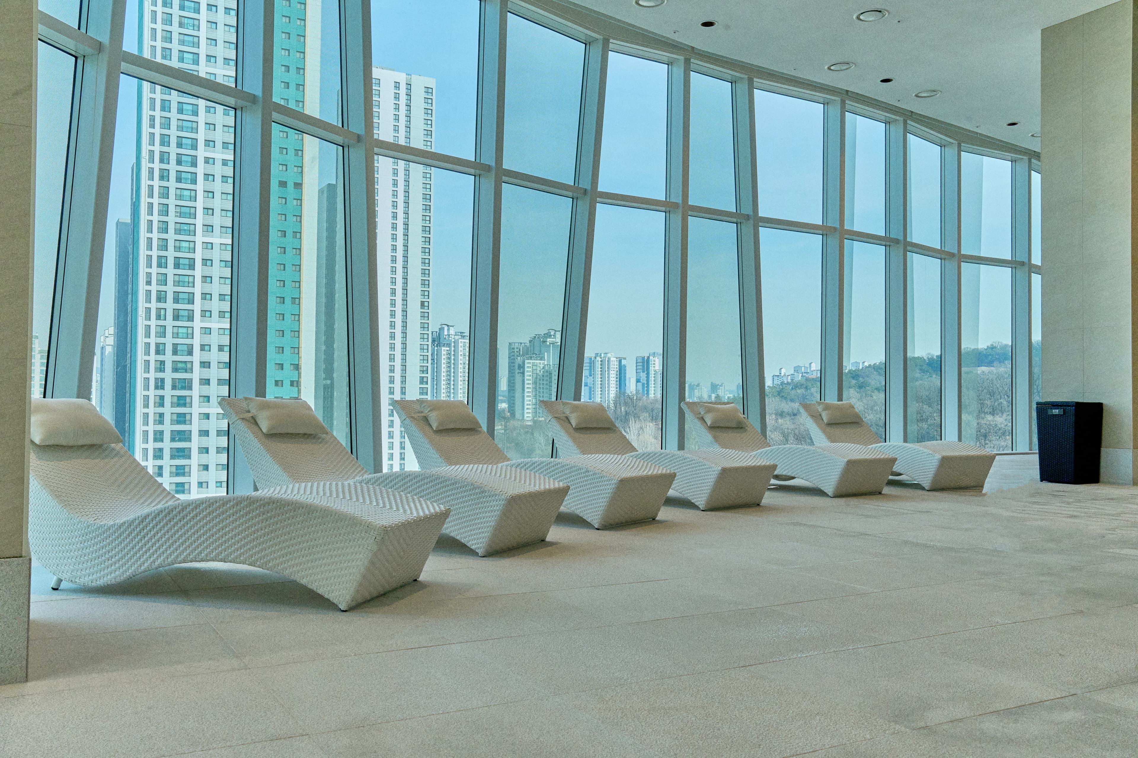 영상 서비스 Section 상세 이미지 2