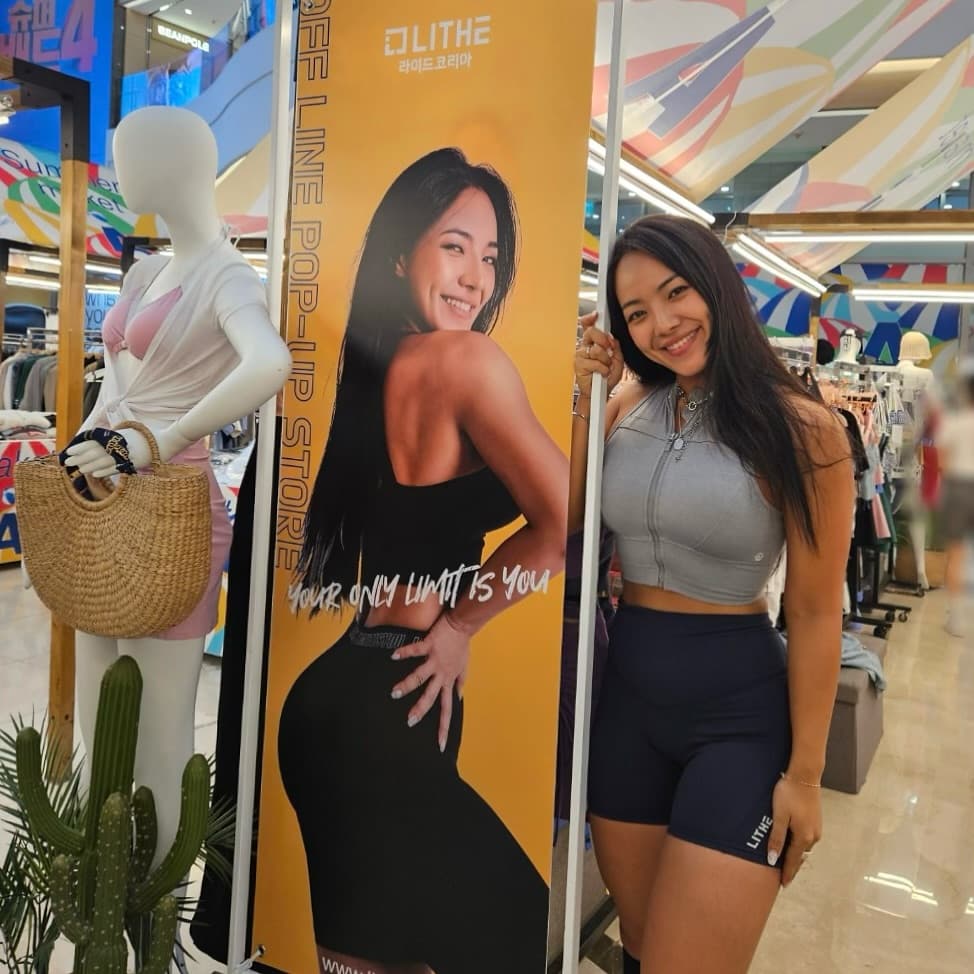 -영등포타임스퀘어-팝업스토어놀러가기전수영복사러와야지이--얼마전했던3층단독행사에서뵜던분들다시보니 막 지인같고친근감들고 너무반가움💜7-17-28일영등포타임스퀘어1층오